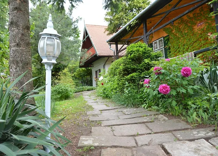 Garten Vendeghaz Guest house 3*