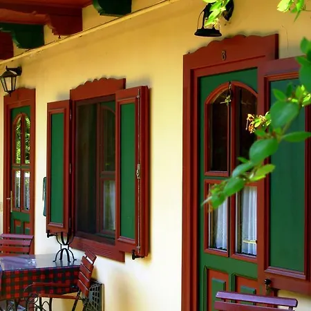 ゲストハウス Garten Vendeghaz 3*